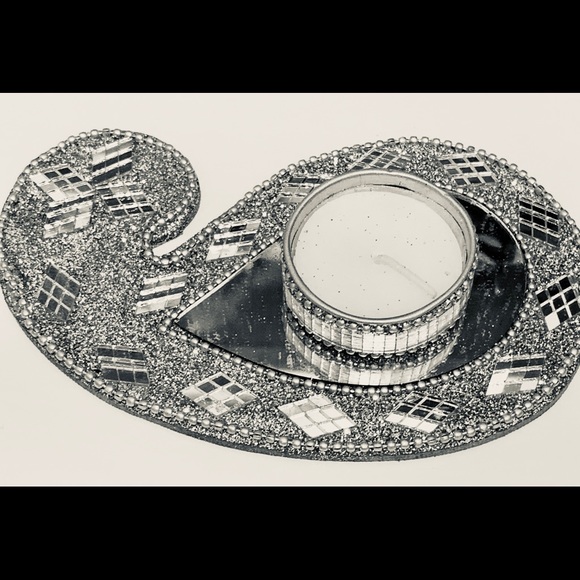 Handmade  Tealight Candle Holder - Picture 2 of 3